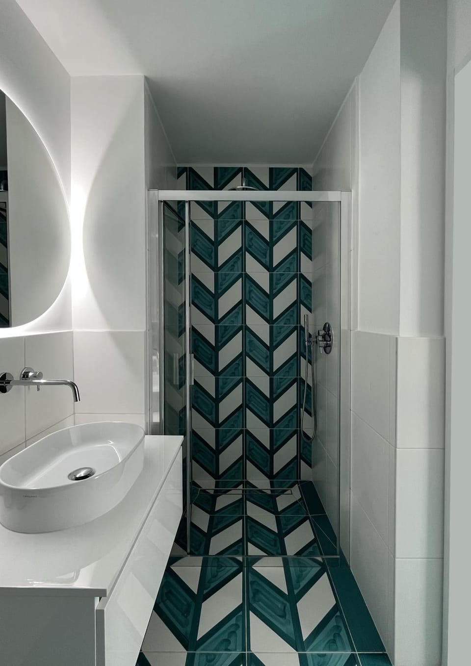 Shower, Bathroom