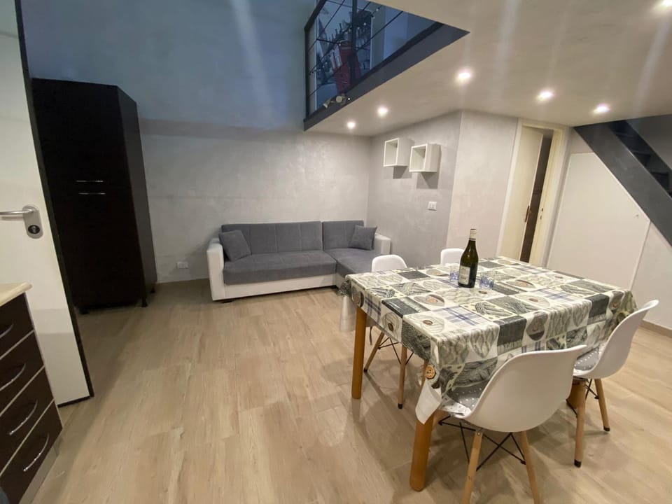 Loft Luna Apartment in Alghero