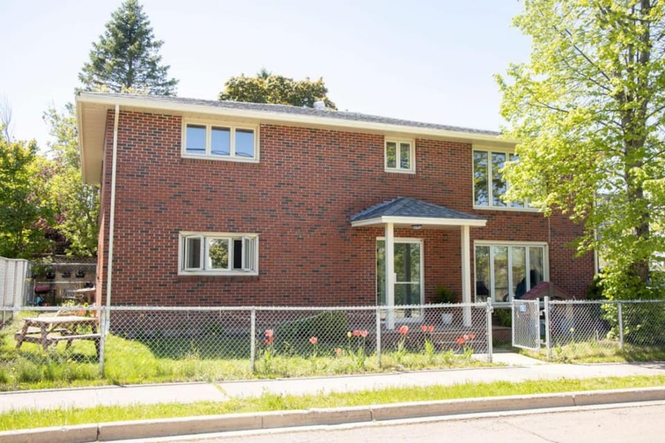 DoubleNest Reatreat House in Moncton