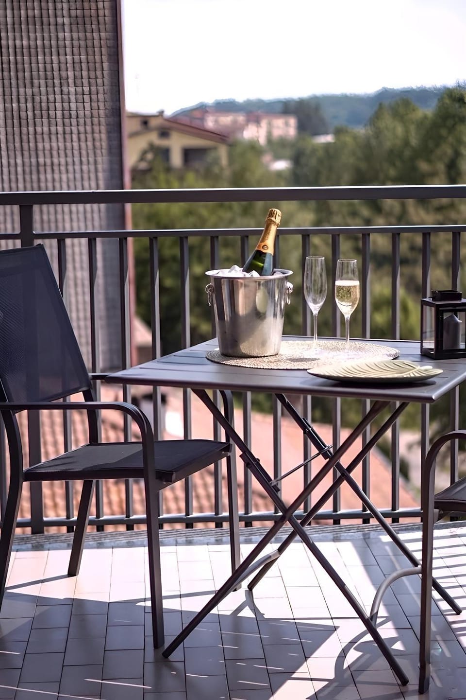 Elegant Penthouse LA BALCONATA - Wellness Retreat & Castle View Apartment in Emilia-Romagna