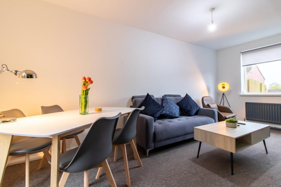 Communal lounge/ TV room, Living room