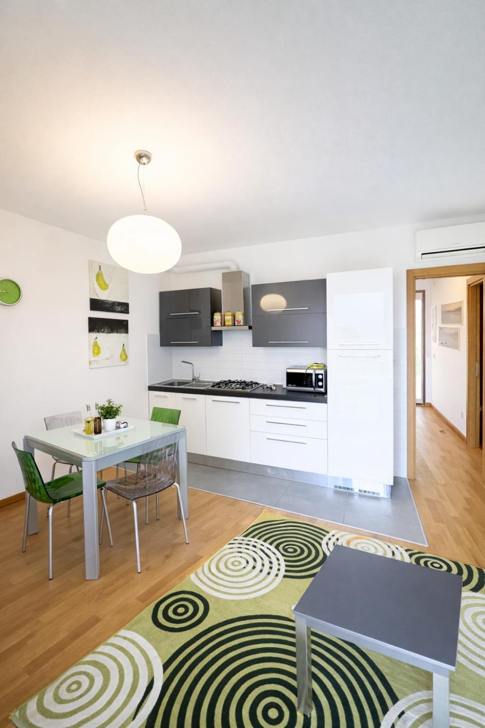 Kitchen or kitchenette, kitchen