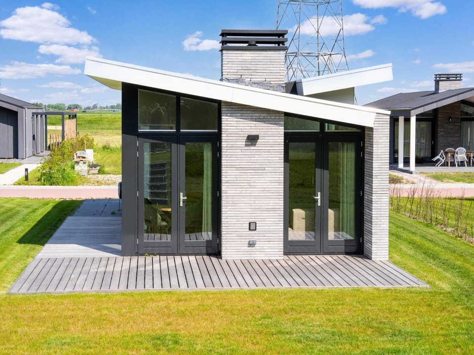 Property building, Summer
