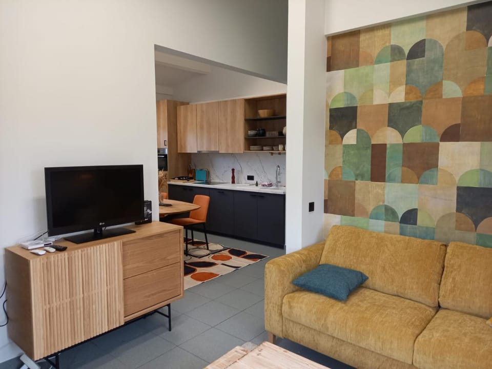 Seating area, kitchen