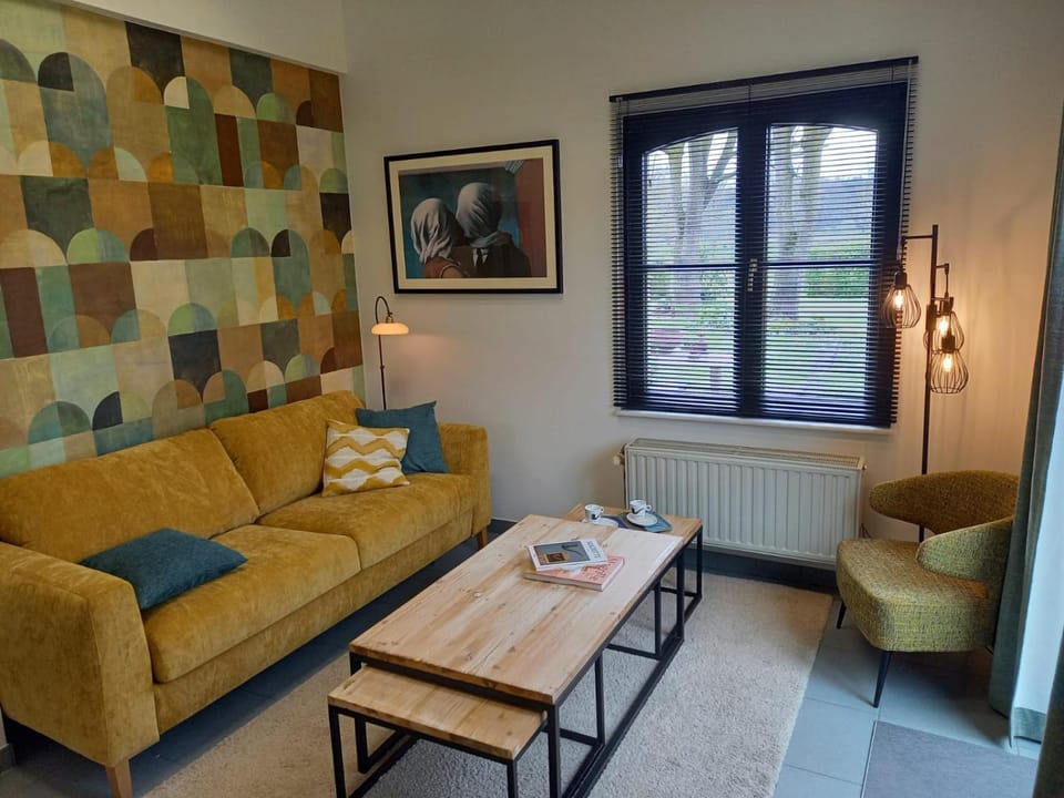 Seating area, Garden view