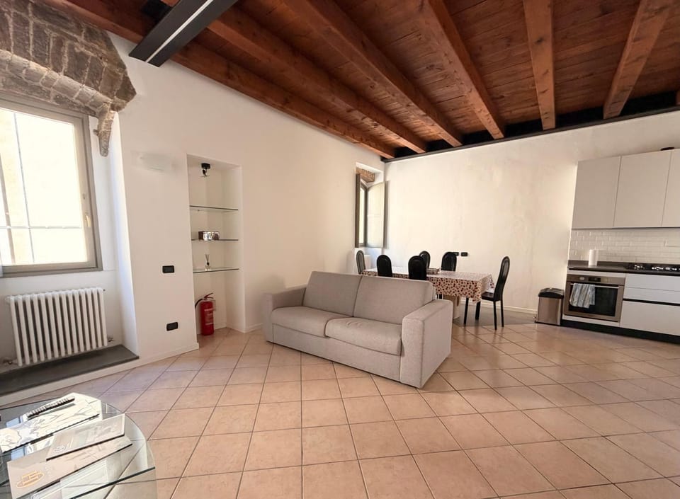 Colleoni Apartment - Bergamo Città Alta Apartment in Bergamo