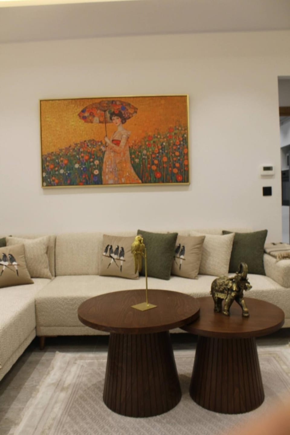 Living room, Decorative detail