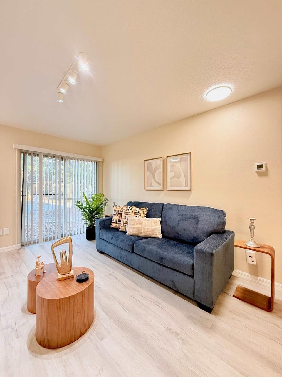 Upgraded 2BR Near UF & Shands Apartment in Gainesville