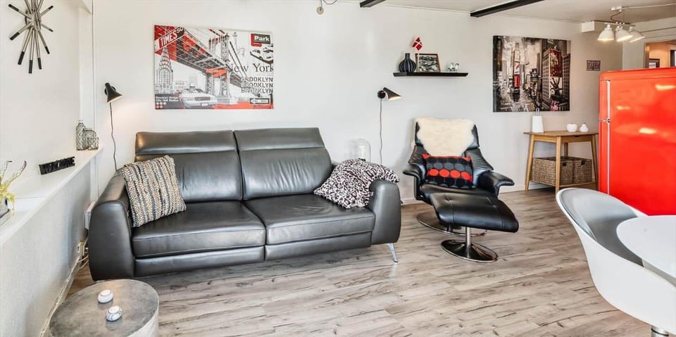 VE172-Vejers-Strand-Magevej-8-9 House in Vejers