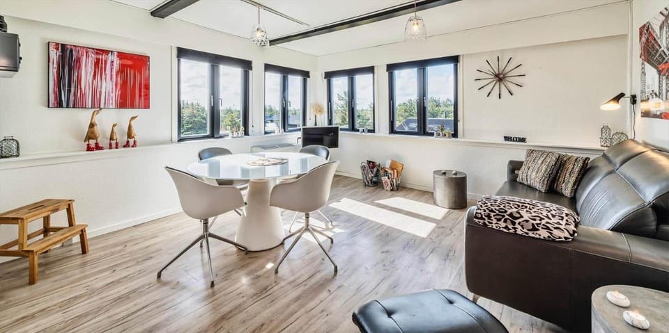 VE172-Vejers-Strand-Magevej-8-9 House in Vejers