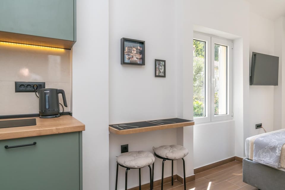 Charm Corner Kotor Apartment in Dobrota