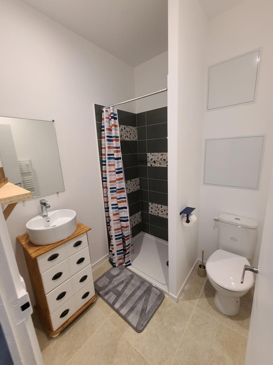 Shower, Toilet, Bathroom