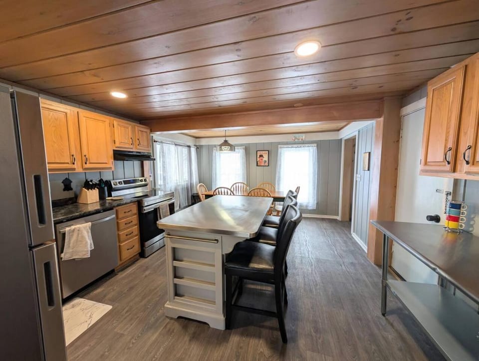 The Saco Valley Stay House in Conway