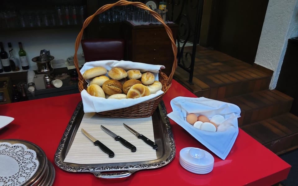 Breakfast, Buffet breakfast