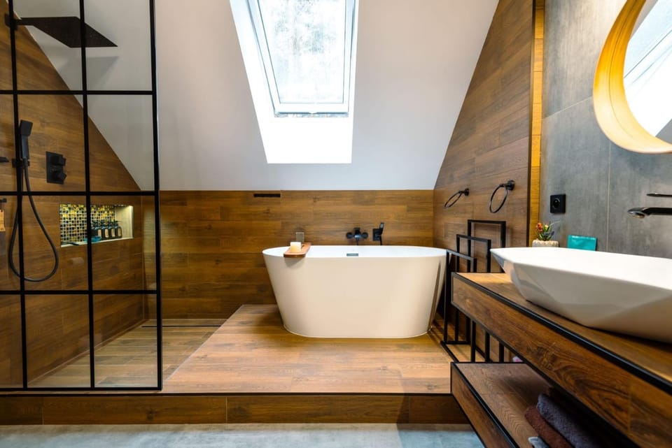 Bathroom, Bath