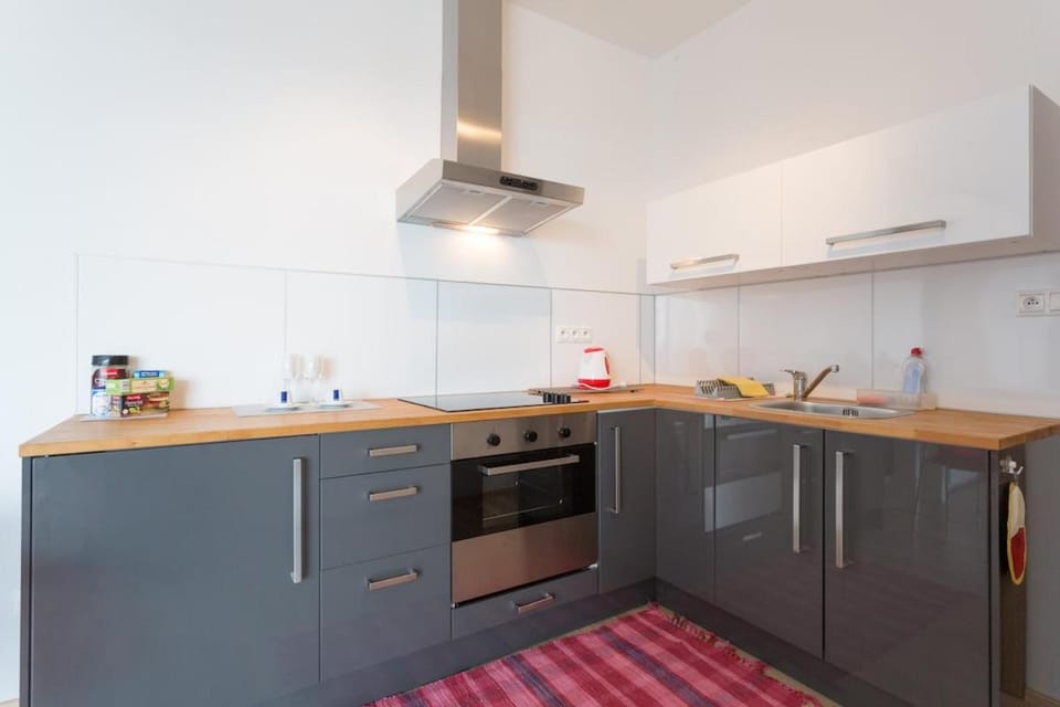 Kitchen or kitchenette, kitchen