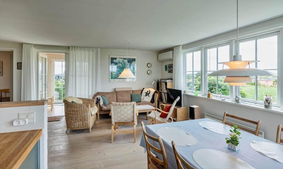 VE111-Vejers-Strand-Nordvej-9-A House in Vejers