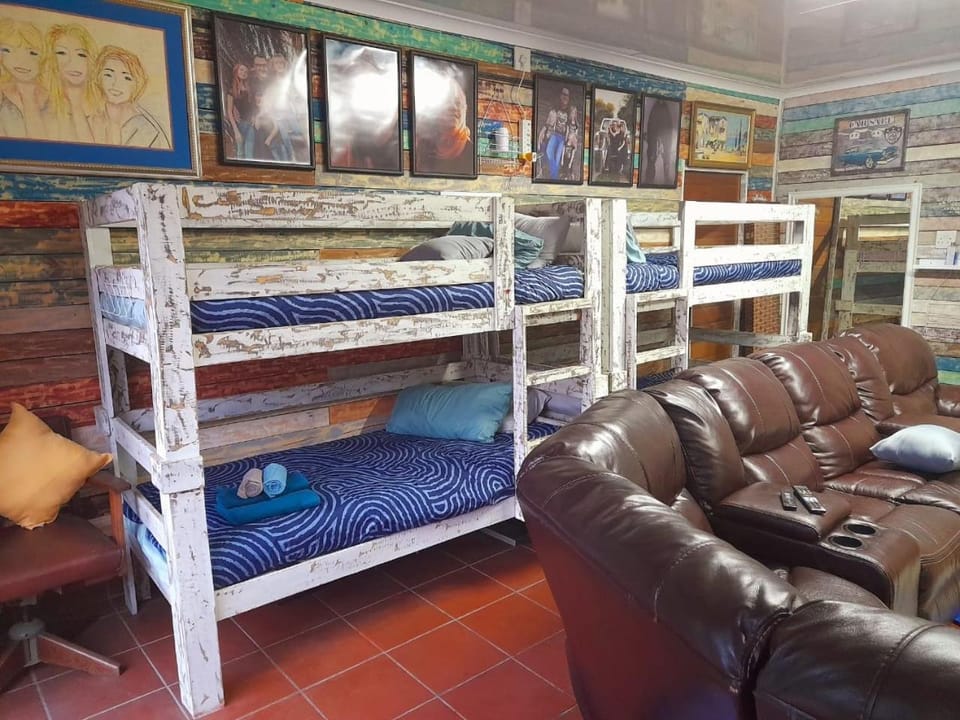 Stadion Sleepover Cabin Cabin in Gauteng