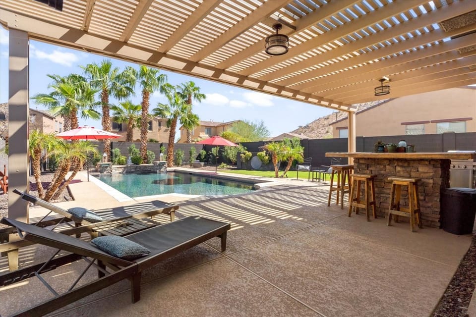 4BR Heated Pool Estrella Mountain House House in Goodyear