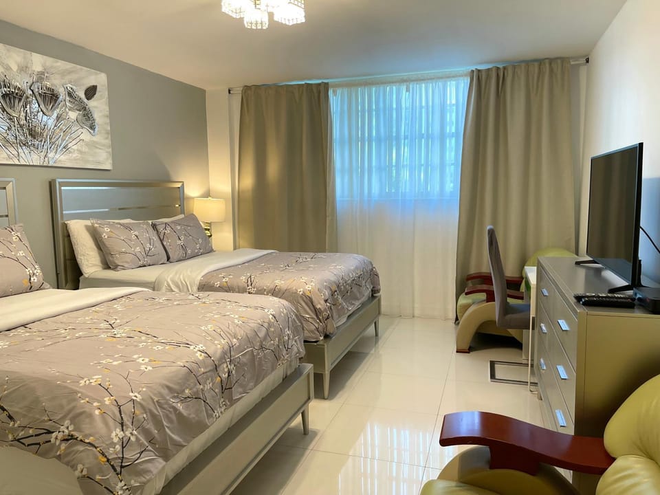 Apartments Miami Apartment in Sunny Isles Beach