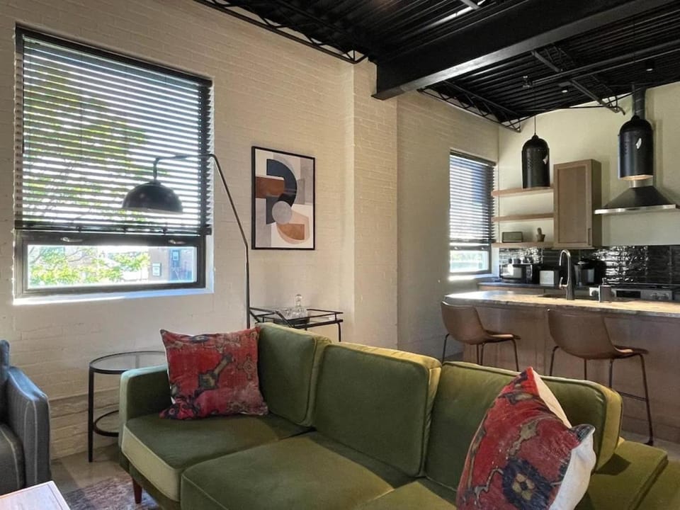 Classic Pied a Terre Apartment in Benton Harbor