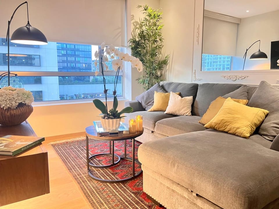 Luxury 2BR in Polanco for 4 - Elegant Lounge Access - Steps to Masaryk Apartment in Mexico City
