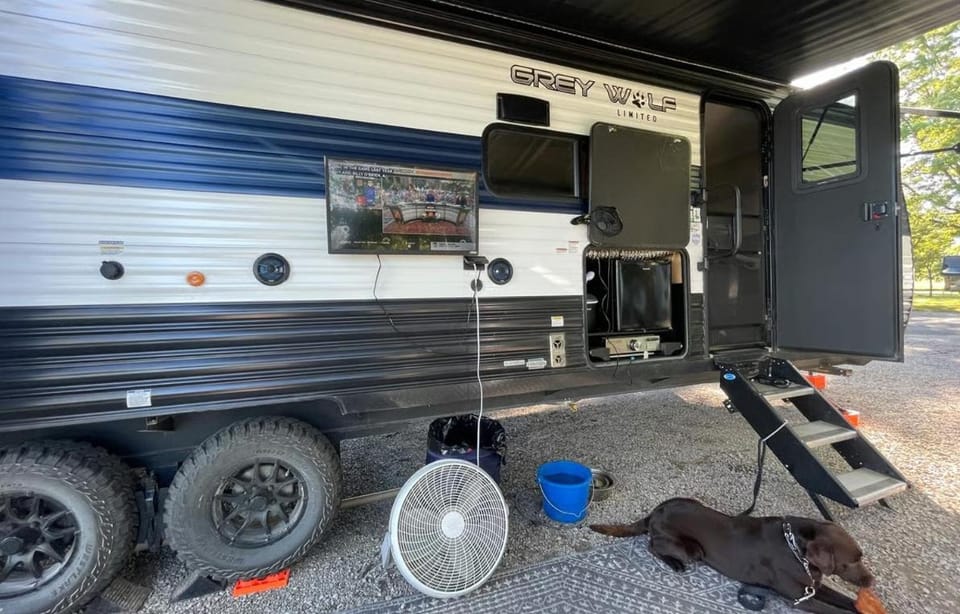 Dog Approved Toy Hauler RV Campground/ 
RV Resort in Iowa