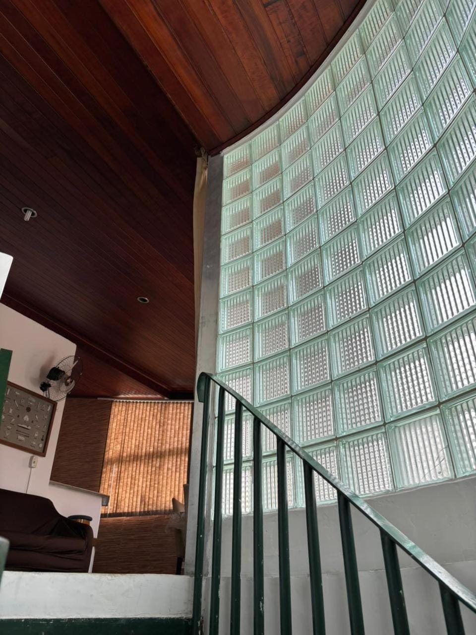 Apartamento duplex-300 metros da Praia da Enseada Apartment in State of São Paulo