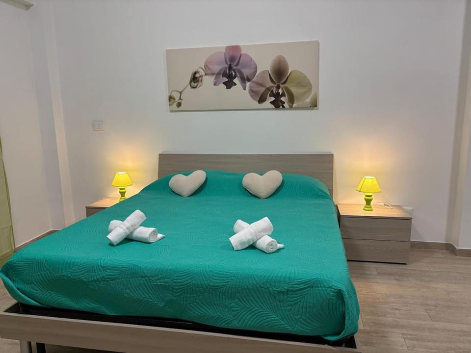 San Paolo, a 10 minuti dal centro, 8 posti letto! Apartment in Rome