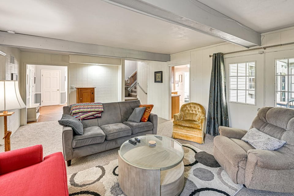 Group Getaway with Game Room, 3 Mi to Notre Dame House in Granger