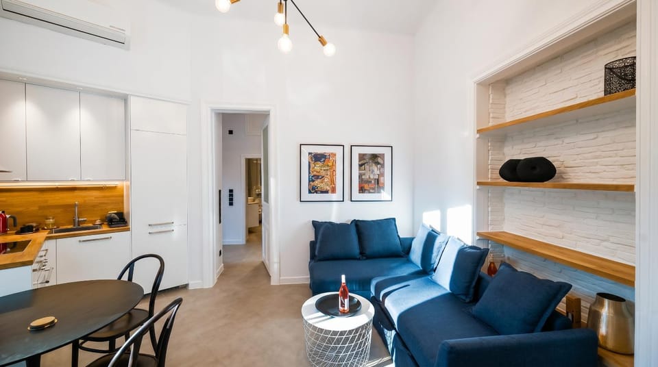 Athenea Hill Suites Apartment in Athens