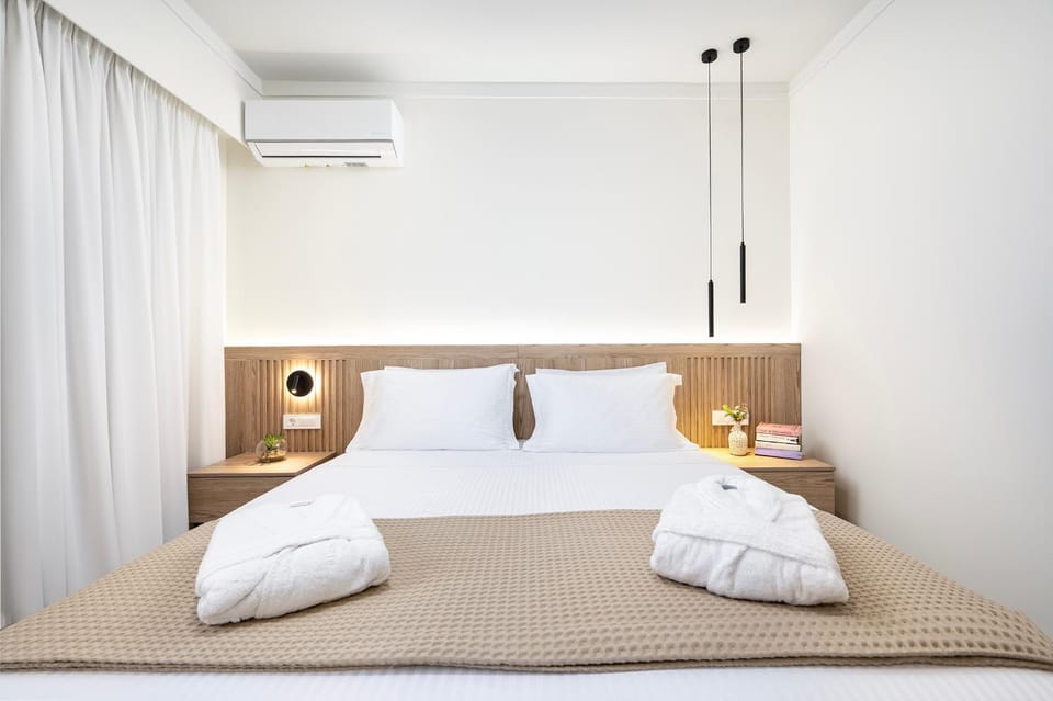 Bed, Bedroom, air conditioner