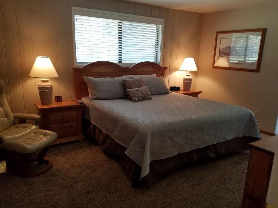 4 Oakmont Lane House in Sunriver