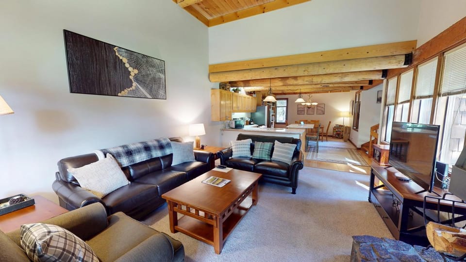 47 Wildflower Apartment in Sunriver