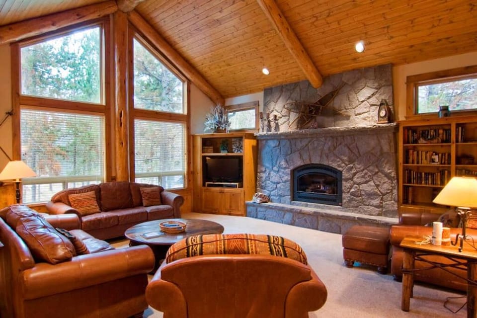 5 Virginia Rail Lane House in Sunriver