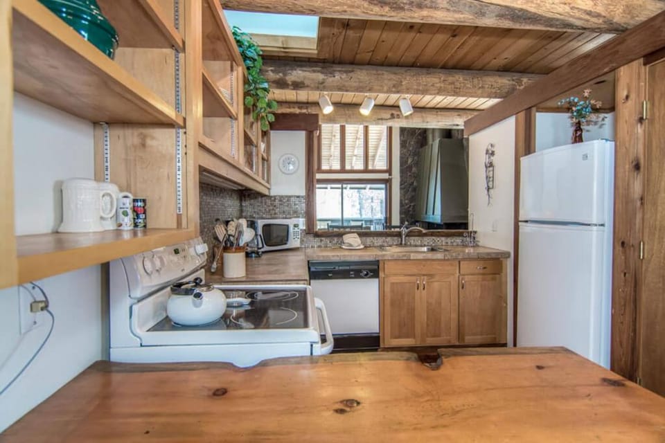 50 Wildflower Apartment in Sunriver