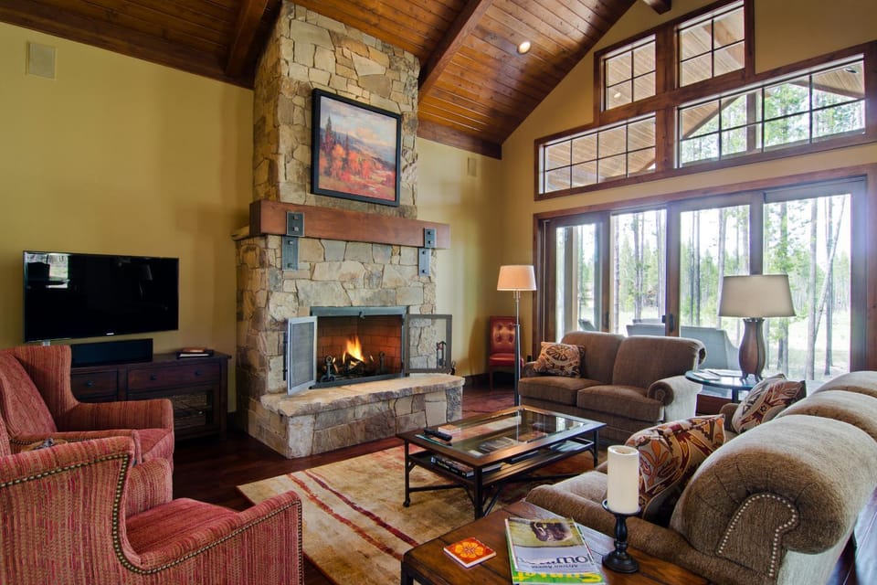56276 Trailmere Circle House in Oregon