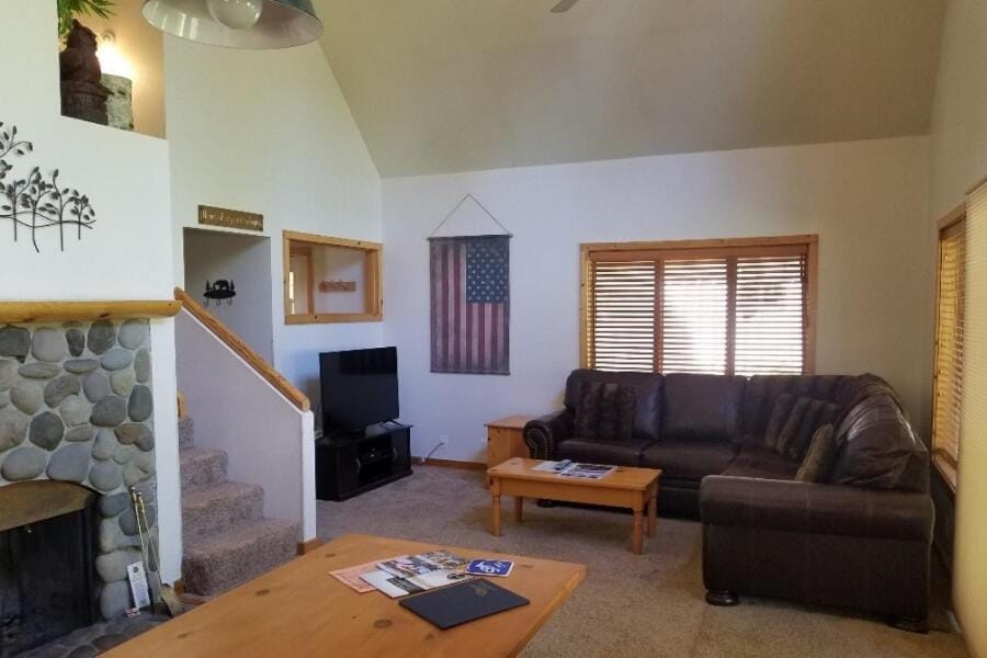 32 Circle Four Ranch Cabin Cabin in Sunriver