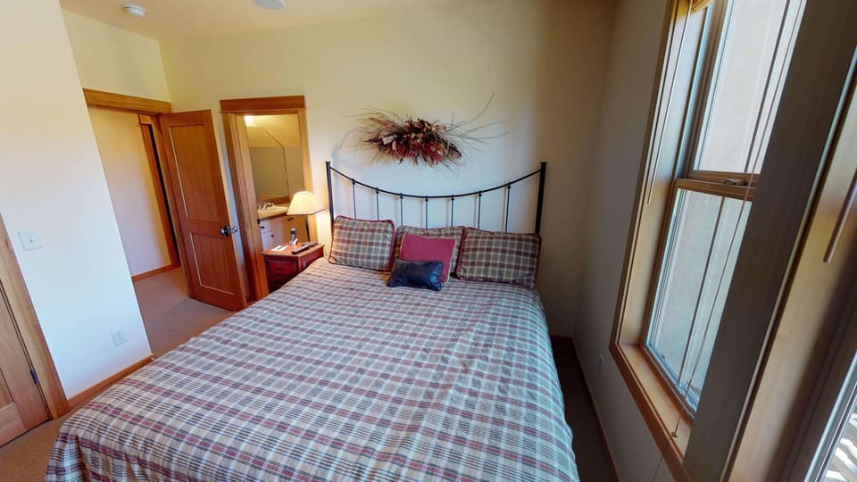 32 Fremont Crossing House in Sunriver