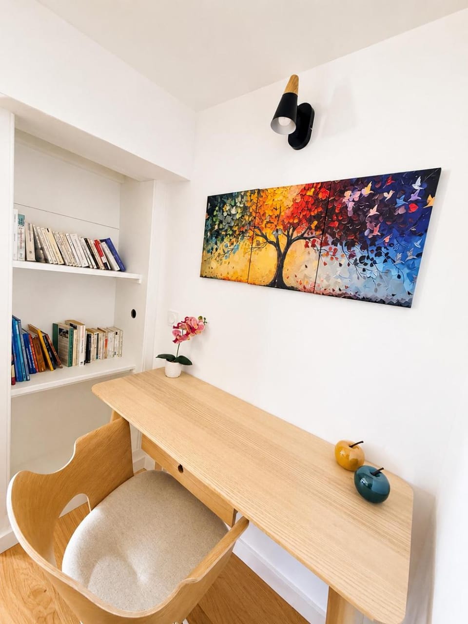 Library, Seating area