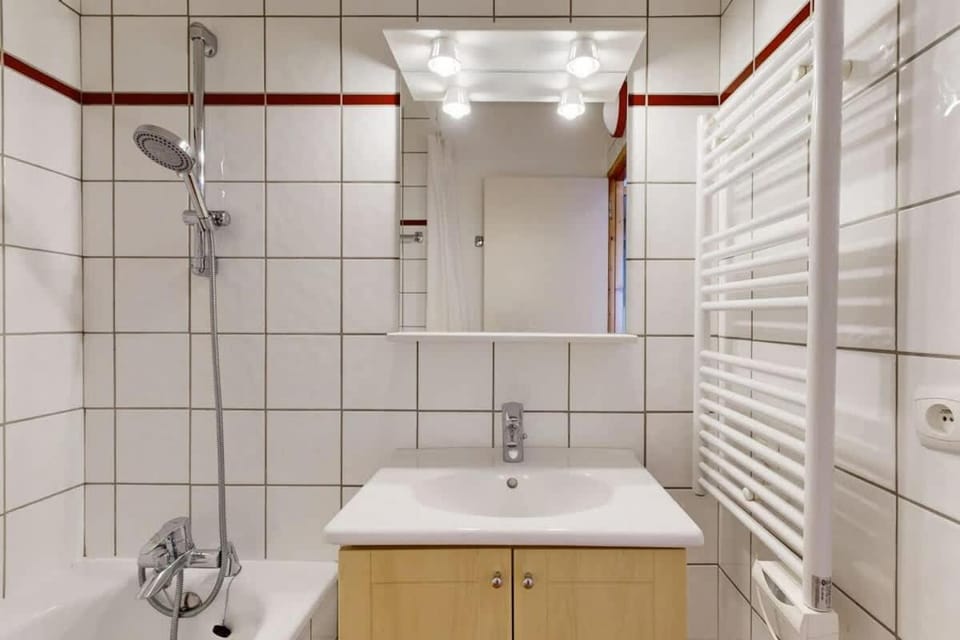 Les Arolles - La Plagne 1800 - Studio Apartment in Mâcot-la-Plagne