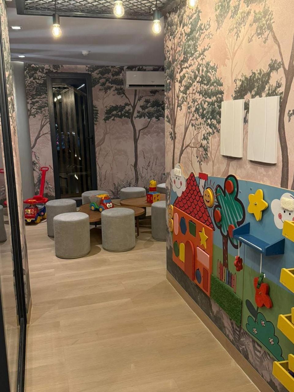 Kids's club