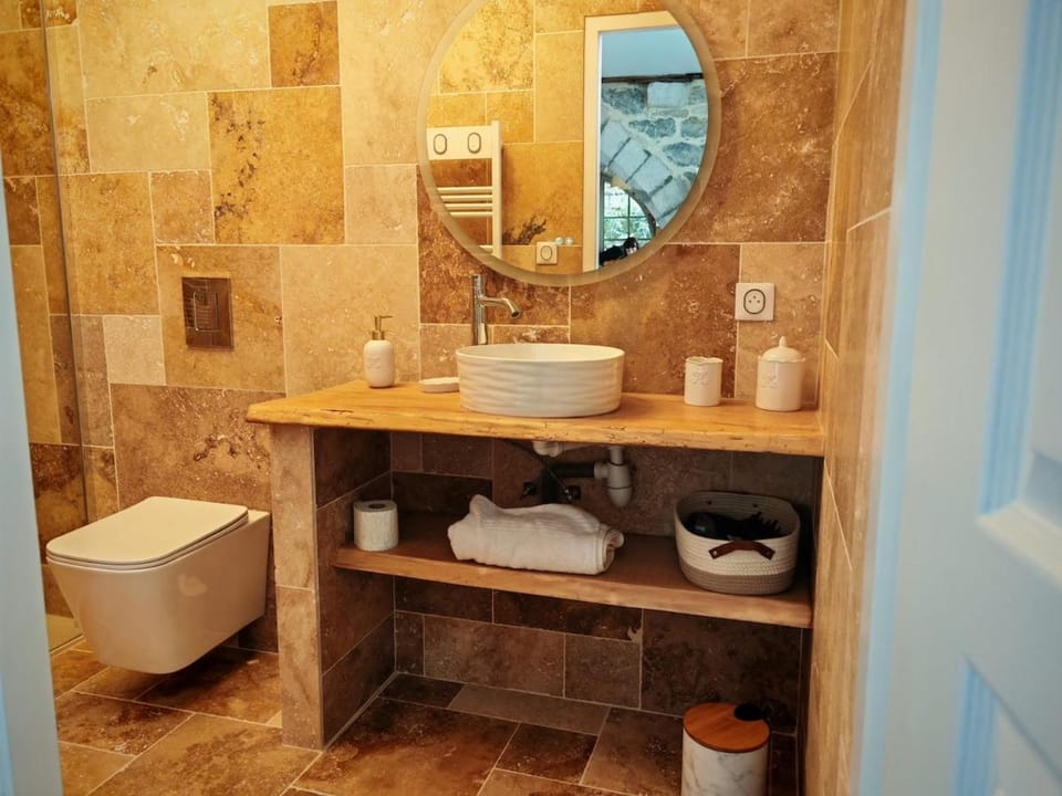 Charme et élégance au cœur du village Apartment in Saint-Antonin-Noble-Val