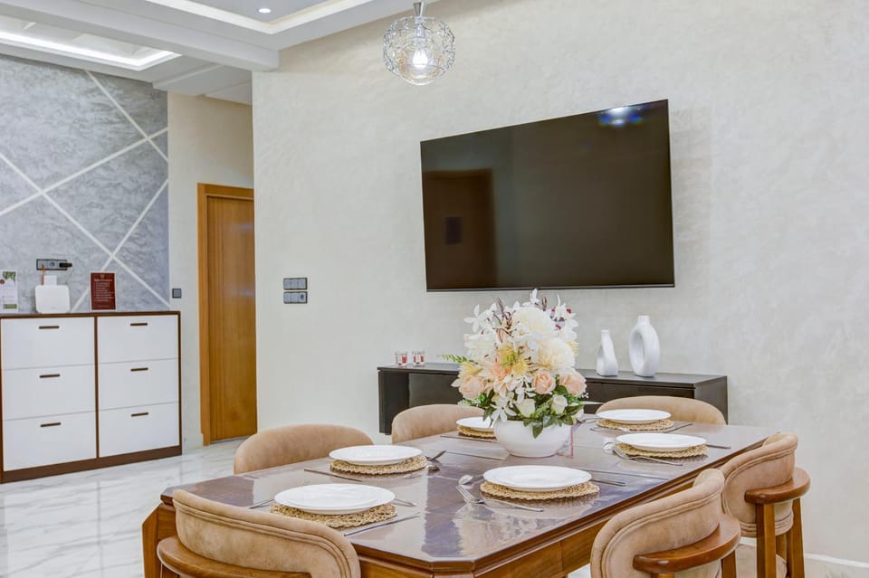 Central & Elegant Apartment near Café Blanco Fez Apartment in Fes