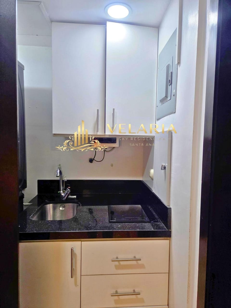 Kitchen or kitchenette, stove, kitchen