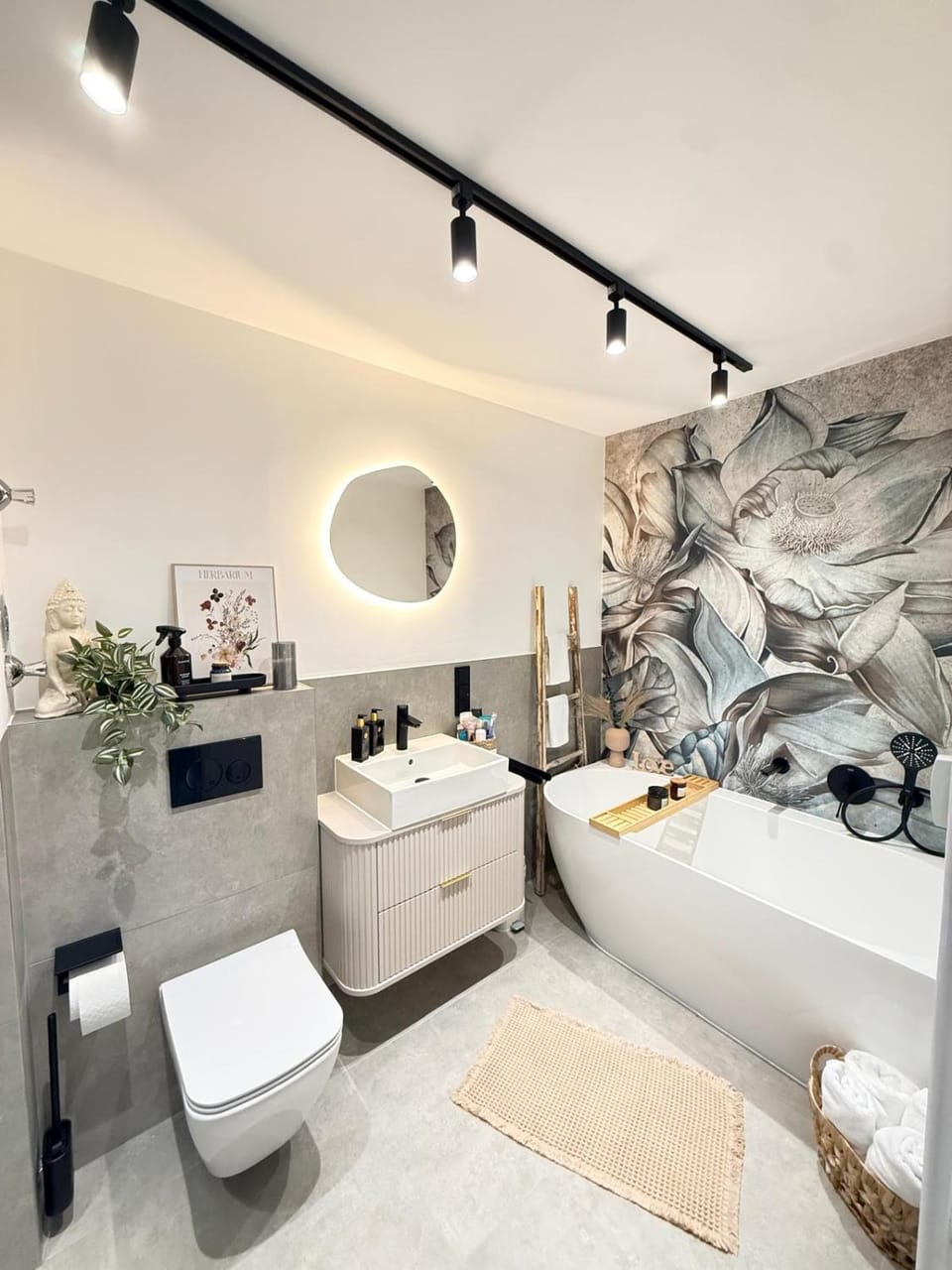 Shower, Toilet, Bathroom, Bath, towels
