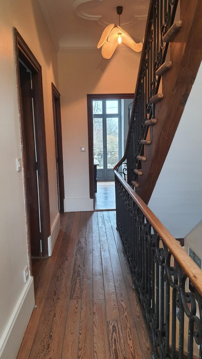 Charmante maison en centre-ville cour privée House in Auvergne-Rhône-Alpes