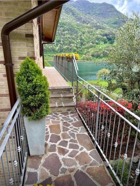 Casa Candiotty Lake & Mountain Apartment in Province of Brescia