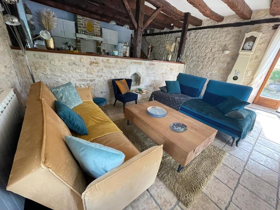 Cœur de Dordogne, vue vallée, grande piscine privée House in Nouvelle-Aquitaine