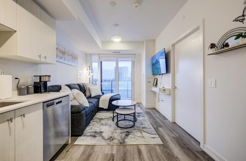 Modern & Stylish Condo Downtown KW Apartment in Waterloo